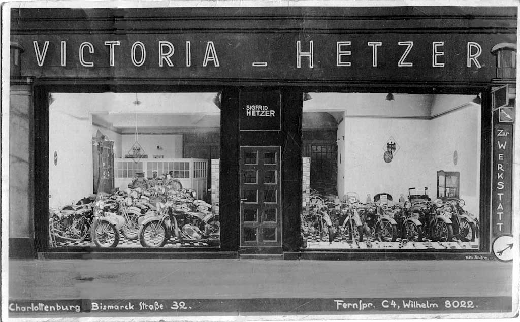 Victoria Laden