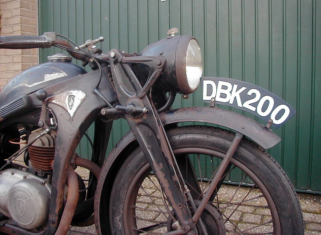 Мотоцикл цундап 250